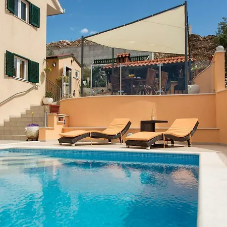 Lejlighed Poolside House Nina *