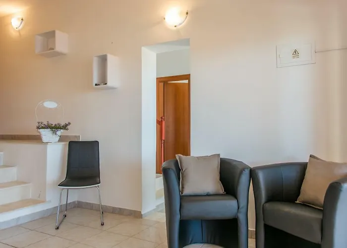 Poolside House Nina Appartement Trogir