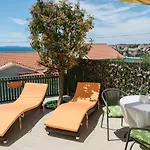 Apartment Poolside House Nina Trogir