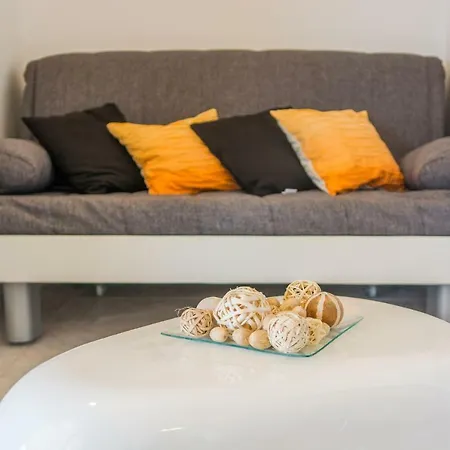 شقة Poolside House Nina تروغير