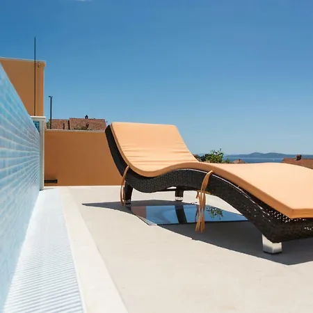 Poolside House Nina Апартаменты *
