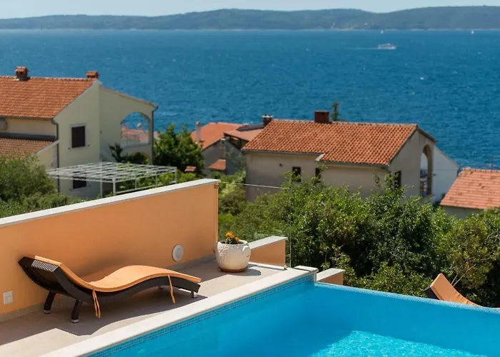 Poolside House Nina Apartman