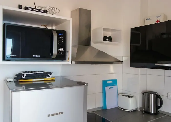 Poolside House Nina Apartman Trogir